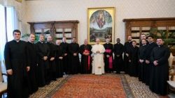 Papież Leon XIV spotkał się dziś z kapłanami Papieskiej Akademii Kościelnej