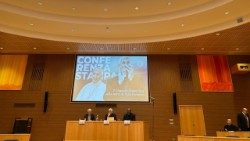 Пресконференция на отец Артуро Соза за смъртта на папа Франциск